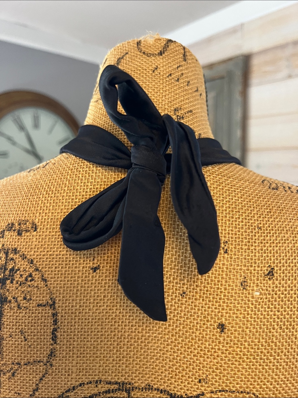 Black Halter Ruffle Camisole - Picture 4 of 7